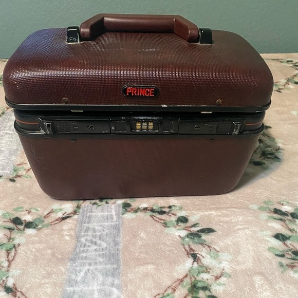 Vintage Prince Brand Travel Train Case Makeup Carrier Mauve Locking Combination - Picture 1 of 16